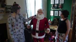 Santa And The Clausettes - We Wish You A Merry Christmas
