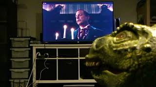 Rexy Reacts To The Stretching Room Scene From The Muppets Haunted Mansion