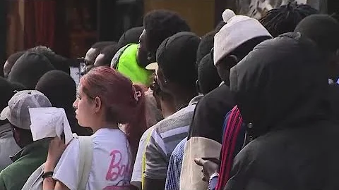 Asylum seekers severed food still frozen