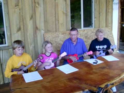 Cabin Porch Ukulele Band "Doggie In The Window"