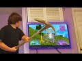 Niño DESTROZA una TV de 4000 $ por el Fortnite.. (RABIETA)