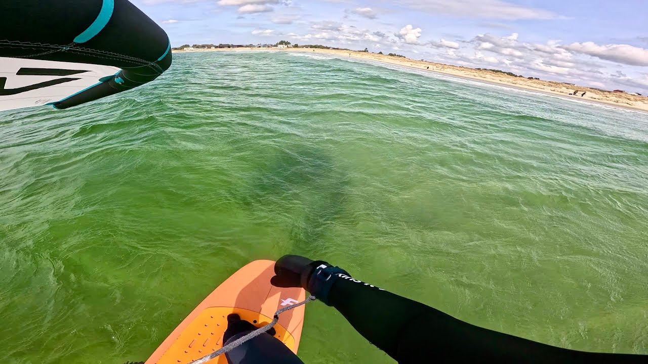 Light wind and small bumps on Easter - YouTube