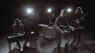 Video thumbnail of "Hiss Golden Messenger - Tell Her I'm Just Dancing (Official Music Video)"