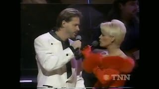 Lorrie Morgan & Jon Randall - By My Side [live]