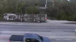 I-75 North shut down in Sarasota County due to overturned semi-truck