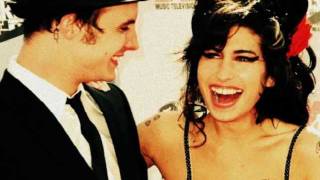 Video thumbnail of "Amy Winehouse - Between the Cheats"
