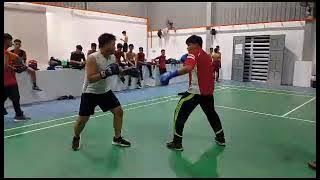 Latihan Tinju Pusat Pembangunan Sapok Biki