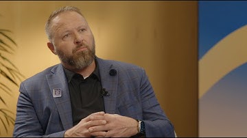 Scaling generative AI for telecom operators through collaboration | AWS Events