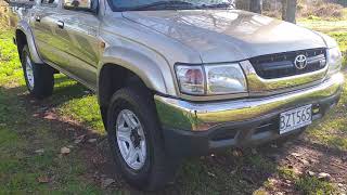 2004 Toyota Hilux