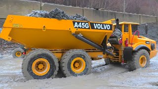 Volvo A45G im Matsch! Zil 130 4x4 Steckt im Kies /  Komatsu !A 600-6