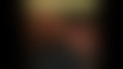 أنطونيو سليمان مع كلب مغربية بنات 