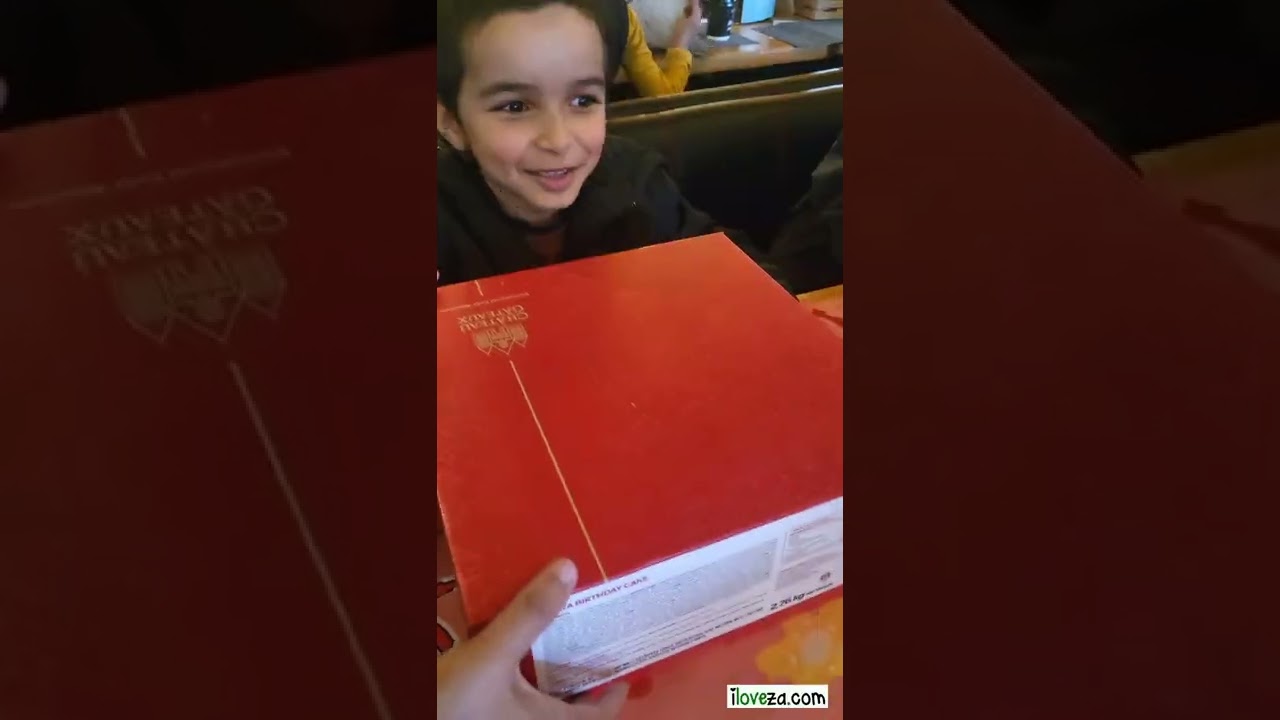 Piñata Birthday Cake from Château Gâteaux 