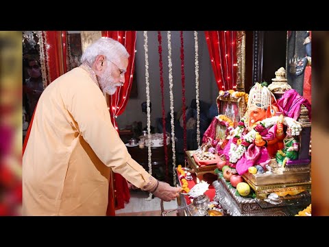 PM participates in Ganesh Chaturthi celebrations at Union Minister Piyush Goyal's residence