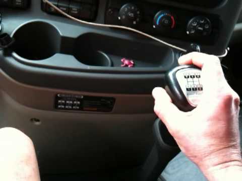 How to shift a 10 speed tractor trailer - YouTube
