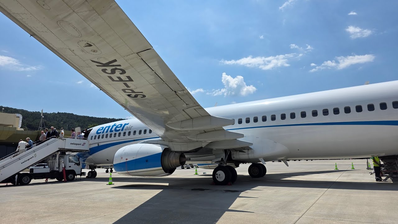 Enter Air Boeing 737-800 landing to Rhodes (RHO/LGRP)