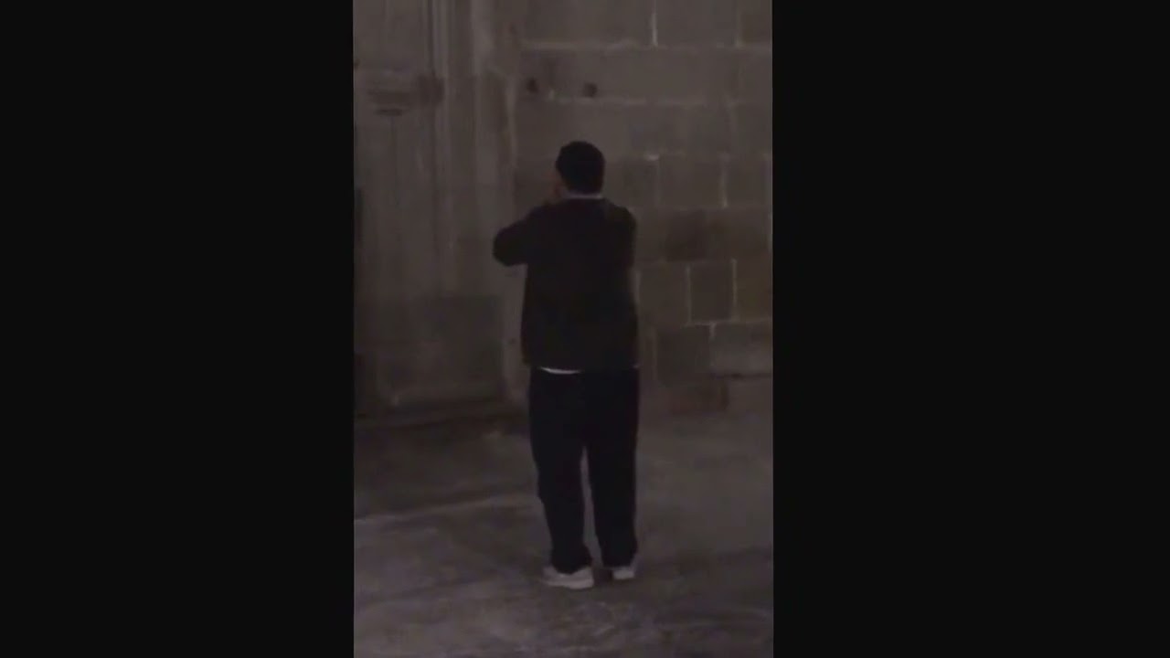 المسافة من بريدة إلى جورجيا.. آذان  ب بآداء   منصور البليهي