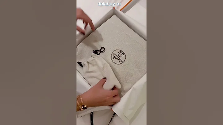 Unboxing the Epitome of Elegance: Luxurious Hermes Handbag Revealed!