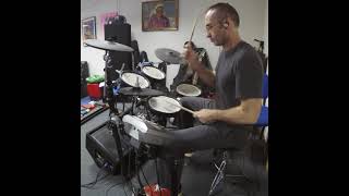 Drum solo on the riff from &quot;Runaway Baby&quot; (Bruno Mars).