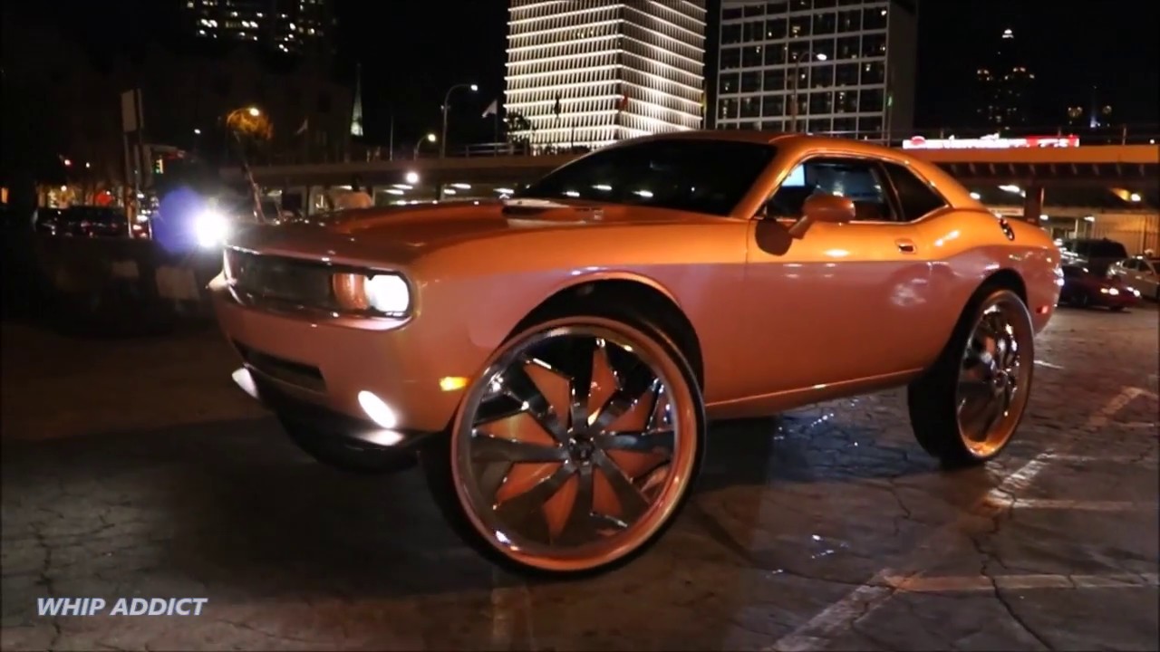 Whipaddict Dodge Challenger Rt On Dub Floater 34s Custom Paint Interior Tvs Everywhere