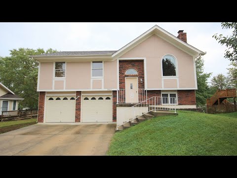 7013 Willis Dr, Pleasant Valley, MO home video tour