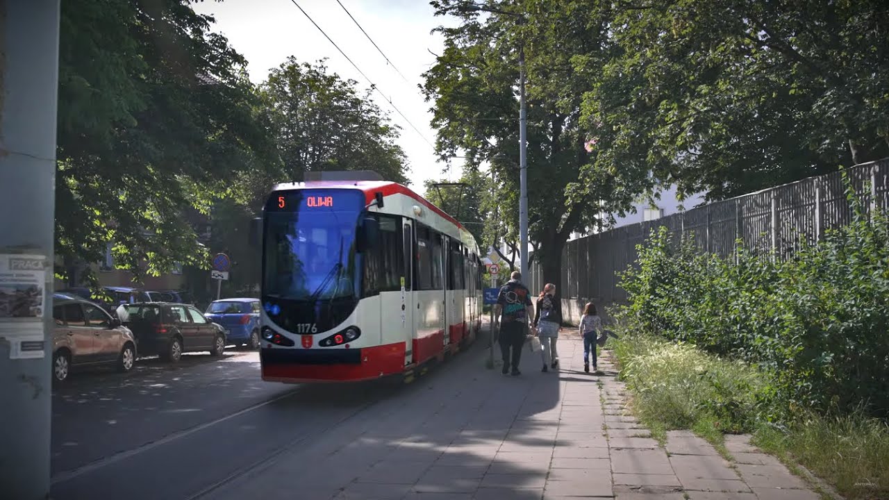 Poland, Gdańsk, tram ride from Latarnia morska to Nowy Port