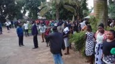 Ugandan pop star turned politician, Bobi Wine, receives a hero