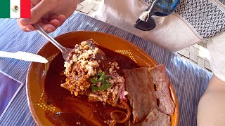 Eating Mexican Moles 🇲🇽