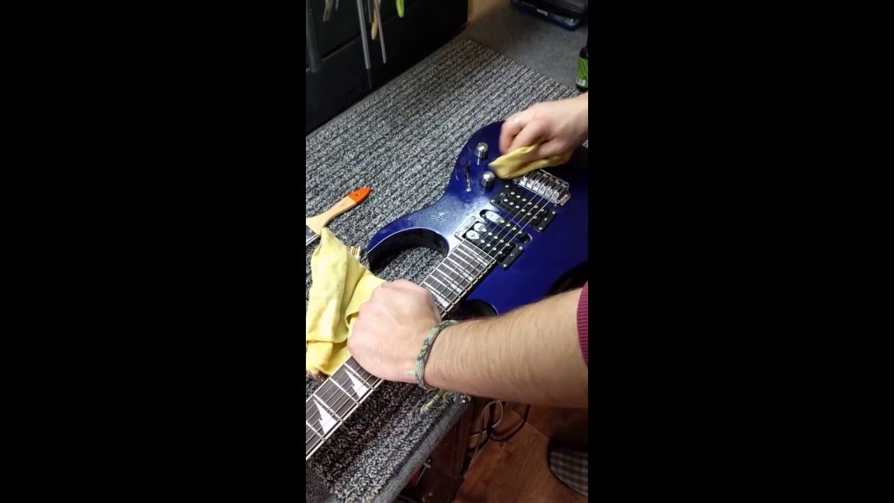 Dunlop 65 platinum (Spray wax with montan wax)