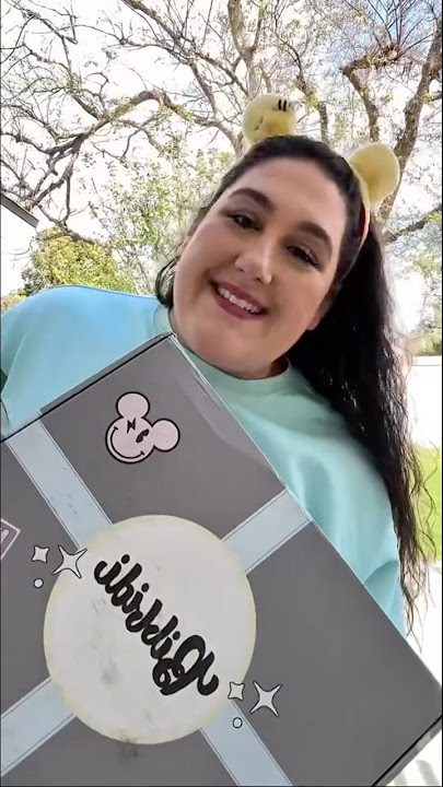 Unbox a Bibbidi Classic box with @enchantedrita3428 🤗😍 #shorts #disney