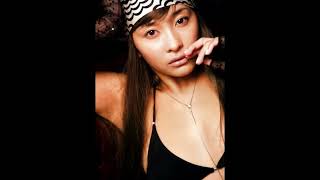 山崎真実さんグラビア写真