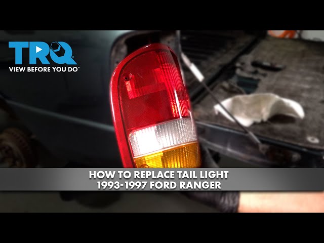 Right Passenger Side RH Rear Brake Tail Lamp for 1993-1997 FORD RANGER