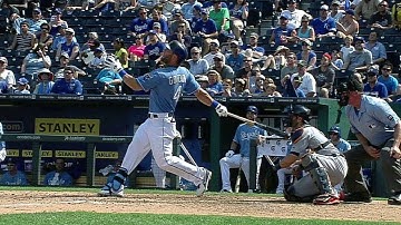 DET@KC: Gordon drops an RBI single into short right