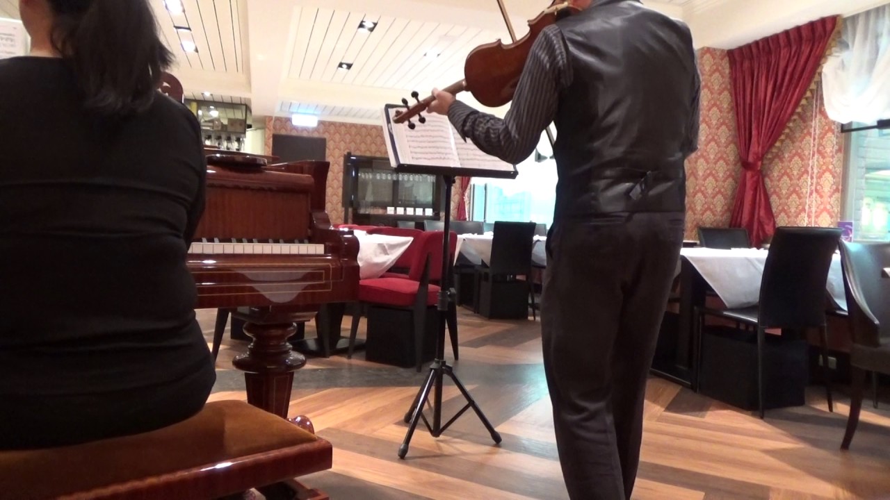 Watch Carl Bohm (1844-1920): Perpetuo Mobile from Kleine Suite on YouTube Watch Carl Bohm (1844-1920): Perpetuo Mobile from Kleine Suite on YouTube