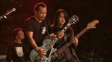 TENDANGAN DARI LANGIT    KOTAK LIVE PAJAK BANTUL AWARD  MEDLEY