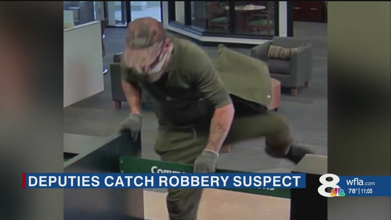 Deputies locate suspect in TD Bank robbery - YouTube