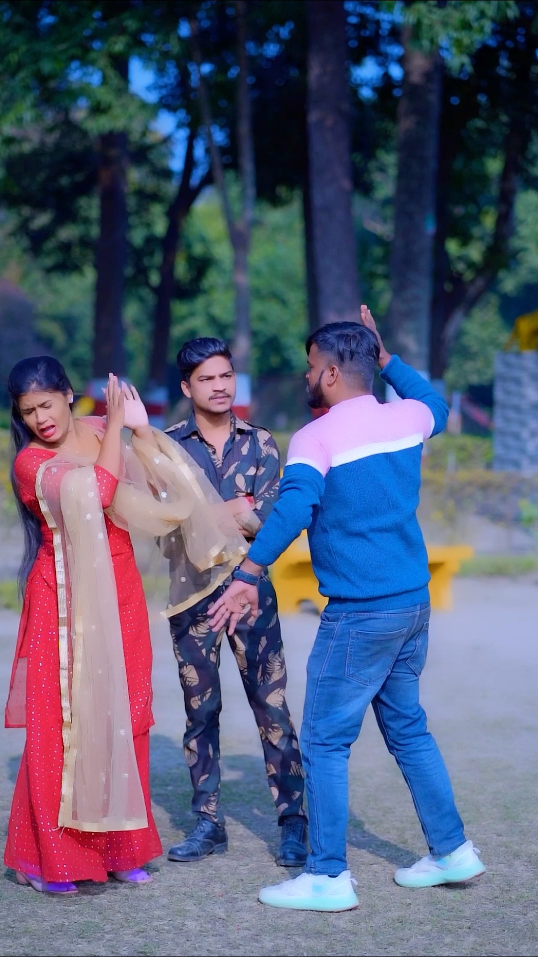 Sona kitna sona h sone jesa tera man