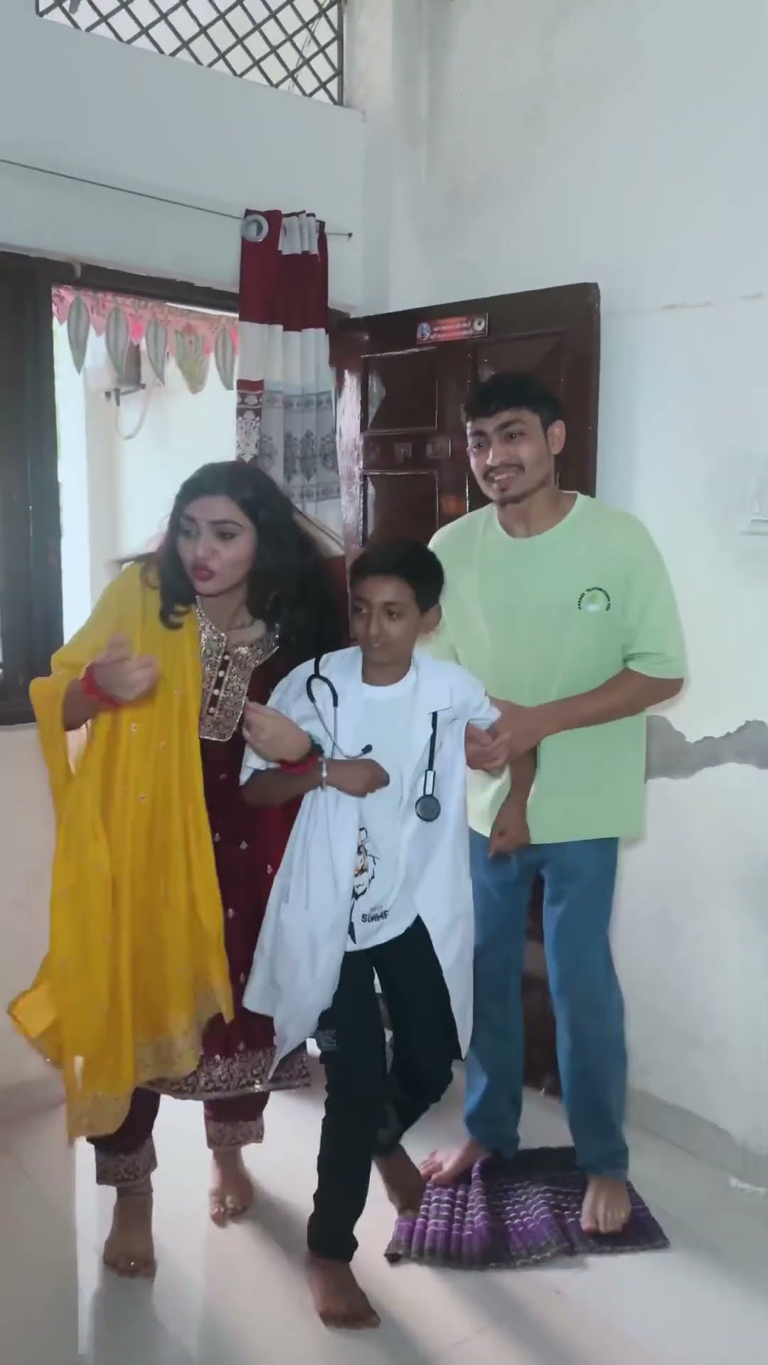 Biwi no.1?||funny videos ||#comedy #biwino1 #youtubeshorts #padosankabacha #golu008