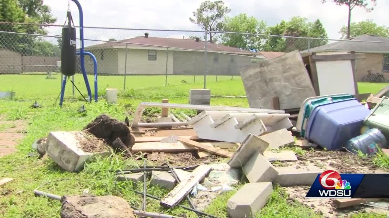 Marrero families cleaning up after tornado touched down on Friday - YouTube