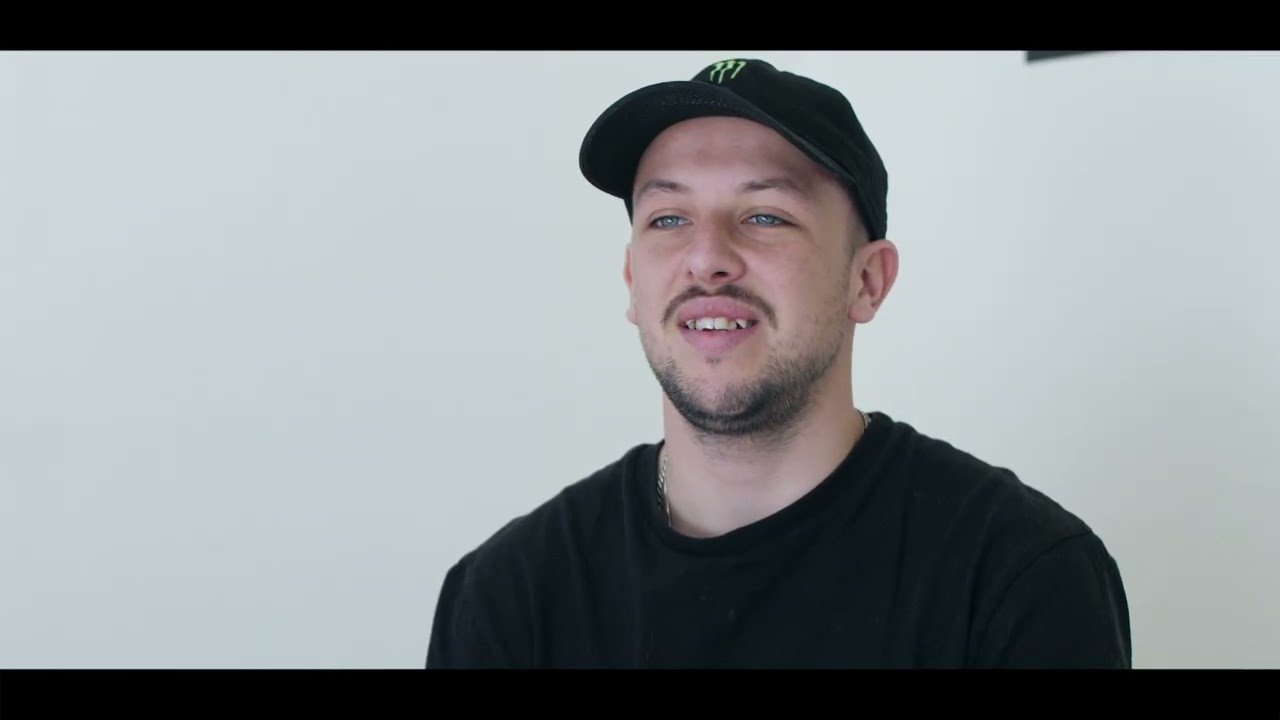 Пользовательский | 5 сезон 1 серия - Хорхе Симойнс