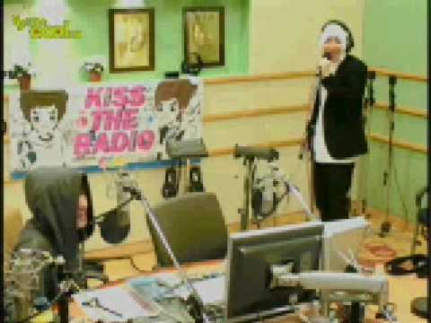 [040209]Jungsoo sings!!!
