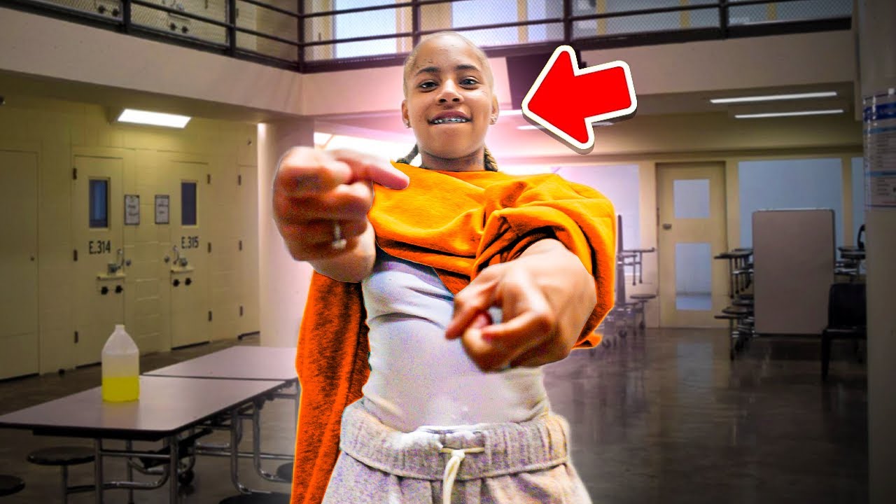 ЗНАКОМЬТЕСЬ С МОИМ СОСЕДОМ…