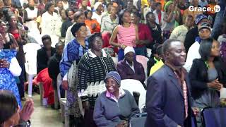Watch Trymore Bande Perfoming live on Grace Abound Church : Muimba Yamwari
