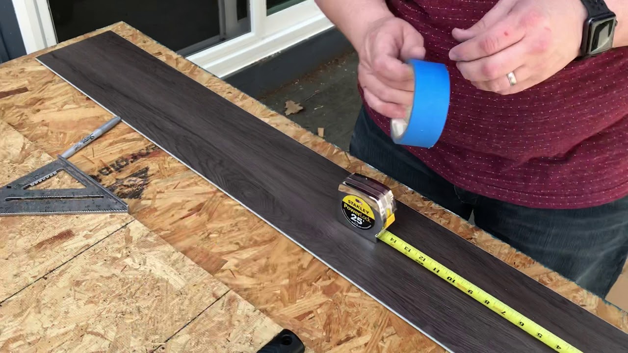 The EASY WAY to cut Vinyl plank flooring - YouTube