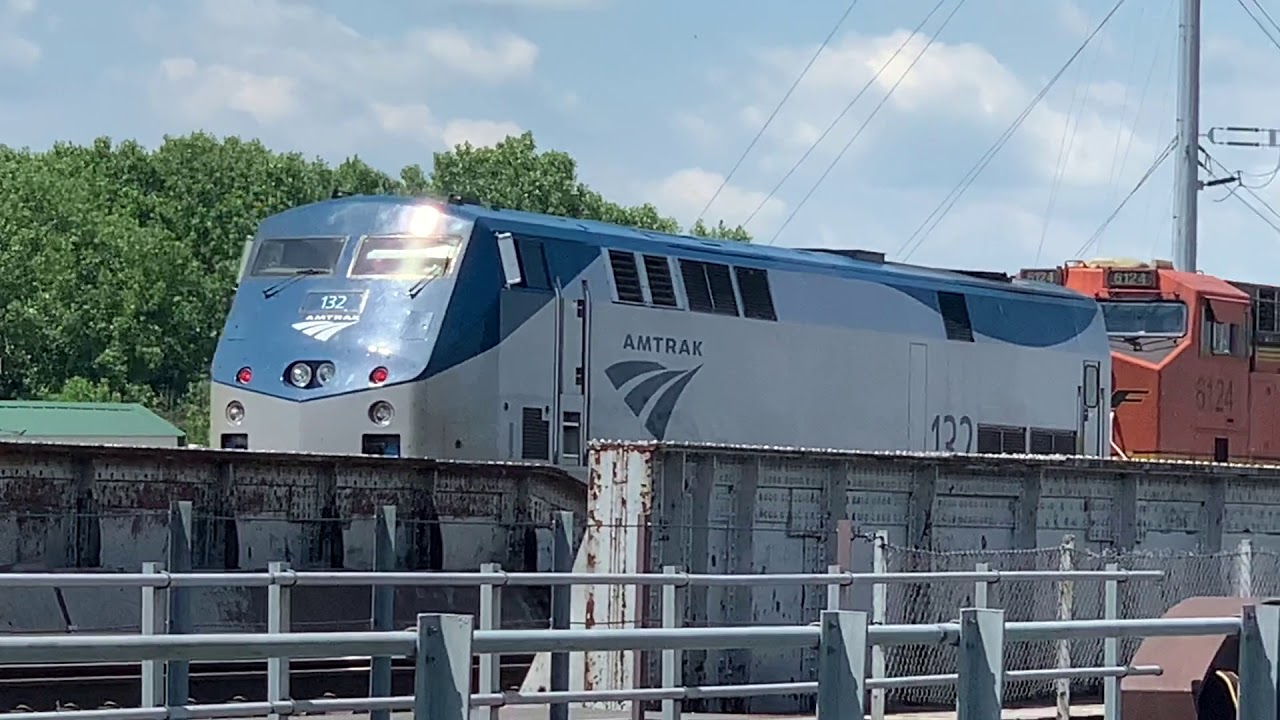 Dead Amtrak 132 Hauled to Lincoln, Nebraska YouTube