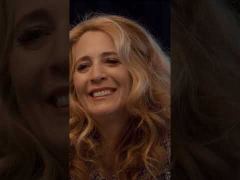 Сериал, где женщина обманула бармена на деньги