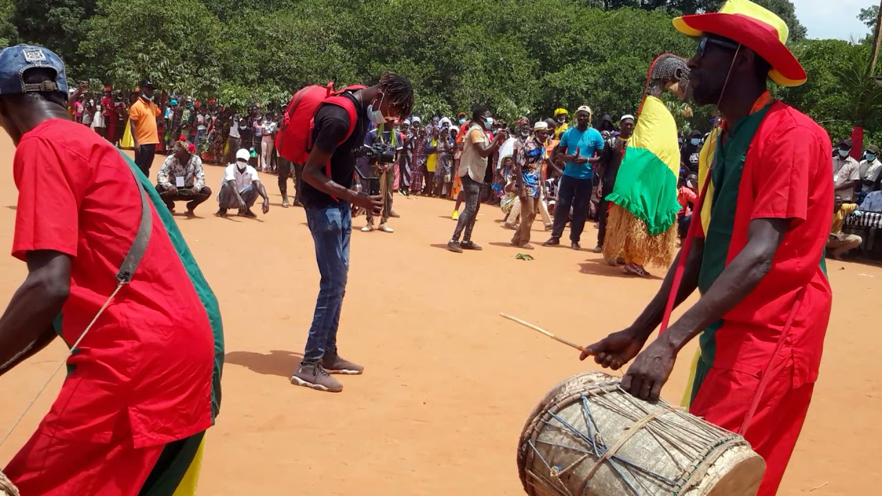 Nimba (D'mba) etnia Nalu Guinea-Bissau. Emposamento de Rei Nalu sector de Catio e Komo