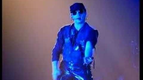 U2 - Running to stand still
