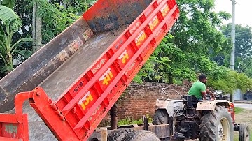 Digital unload facility of Eicher485 Tractors | hydraulic tractor unloading Brick