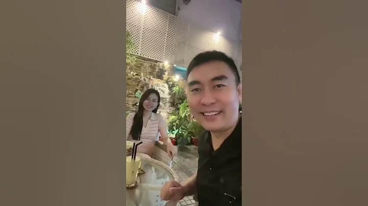 老婆這兩天看房太辛苦了，送她一件禮物哄她開心，還是回國買房真實啊【響哥與小花中越夫妻】#越南生活 #越南老婆 #越南胡志明 #跨國婚姻 #記錄真實生活 - 天天要聞