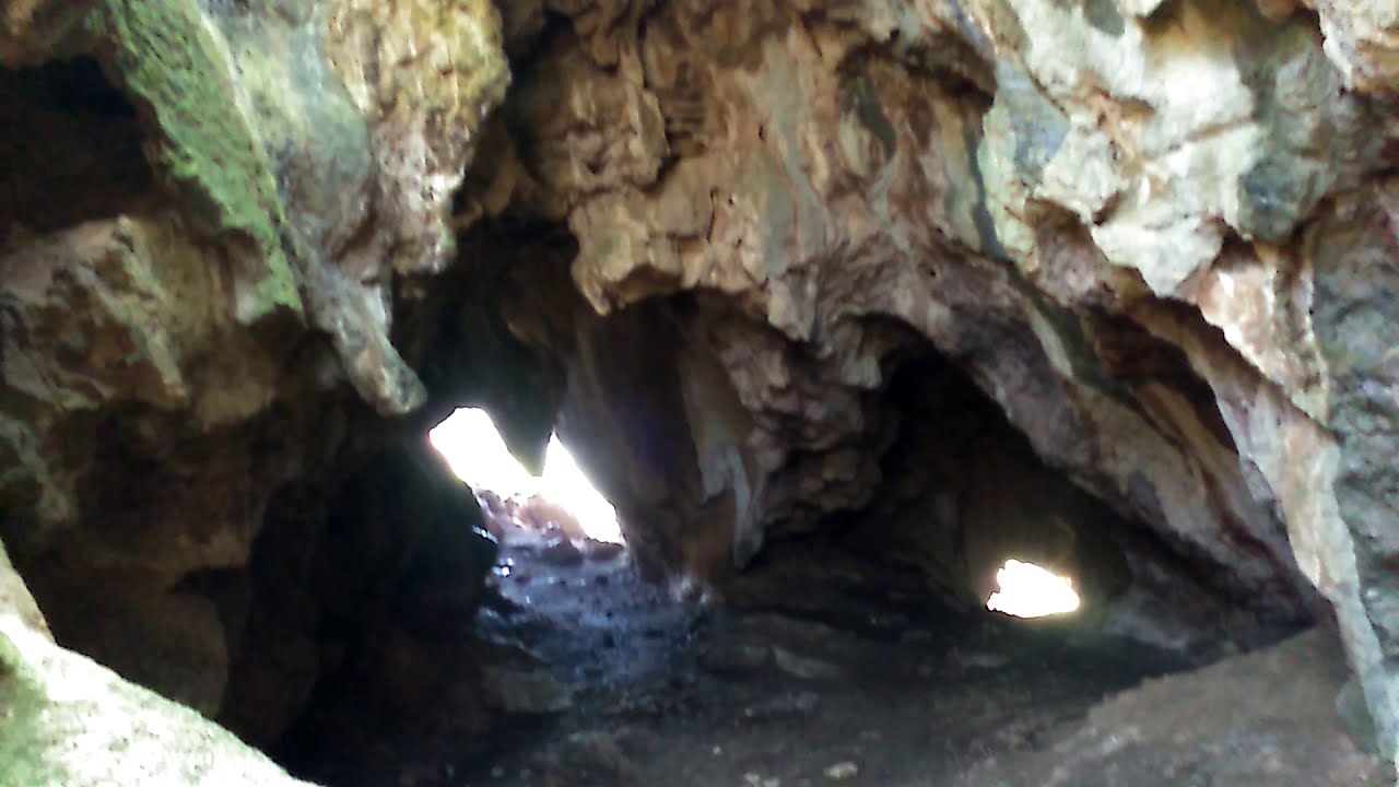 Cueva mina Peñas Blancas, El Regato, Barakaldo, Bizkaia